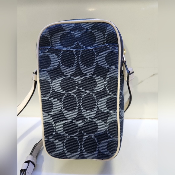 North/South Crossbody In Signature Jacquard NWT - Picture 7 of 11